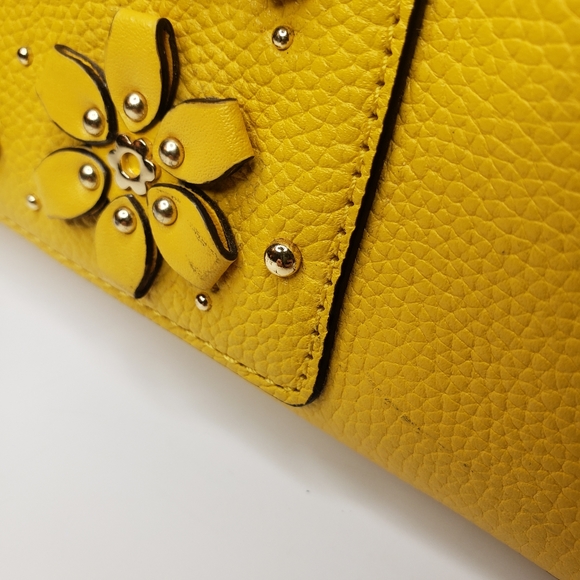 $298 Michael Kors Meredith East West Bonded Tote- Sunflower - Picture 5 of 9